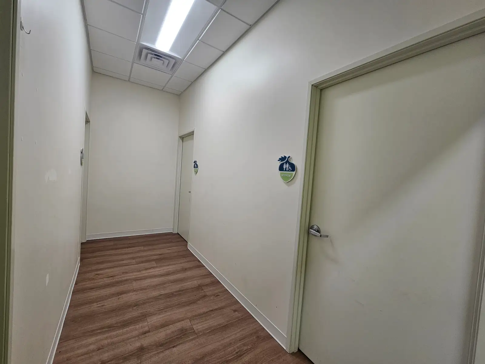 4620 State image 15