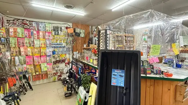 Thompson's Country Store thumbnail 5
