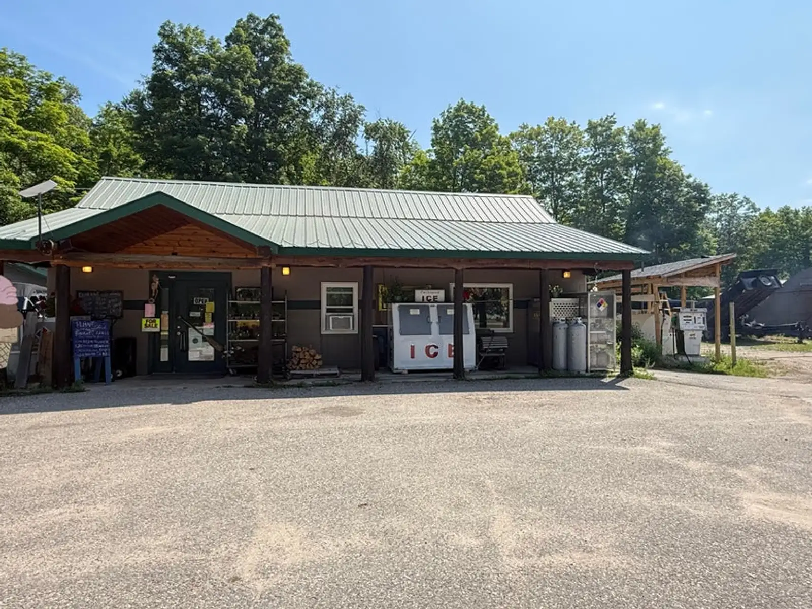 Thompson's Country Store