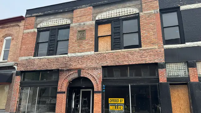 418 Hancock St thumbnail 2