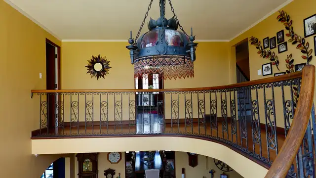 View image 33