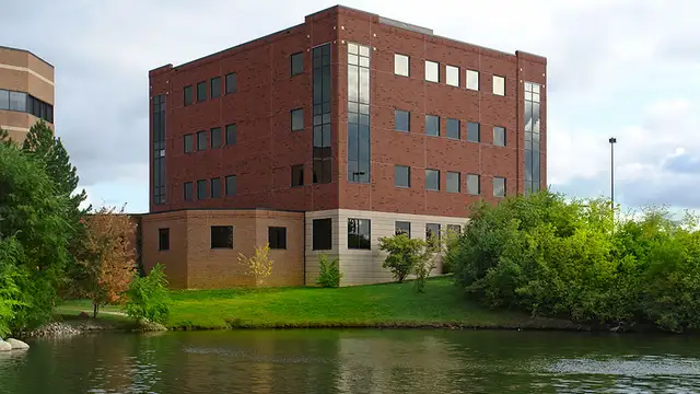 Dahlmann Commerce Building thumbnail 3
