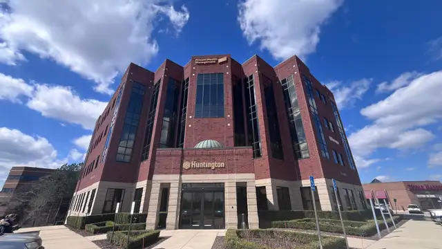 Dahlmann Commerce Building thumbnail 2