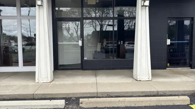 Gross Lease thumbnail 3
