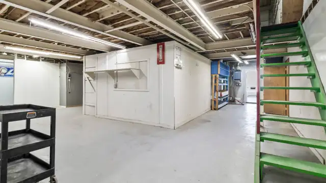 View image 25