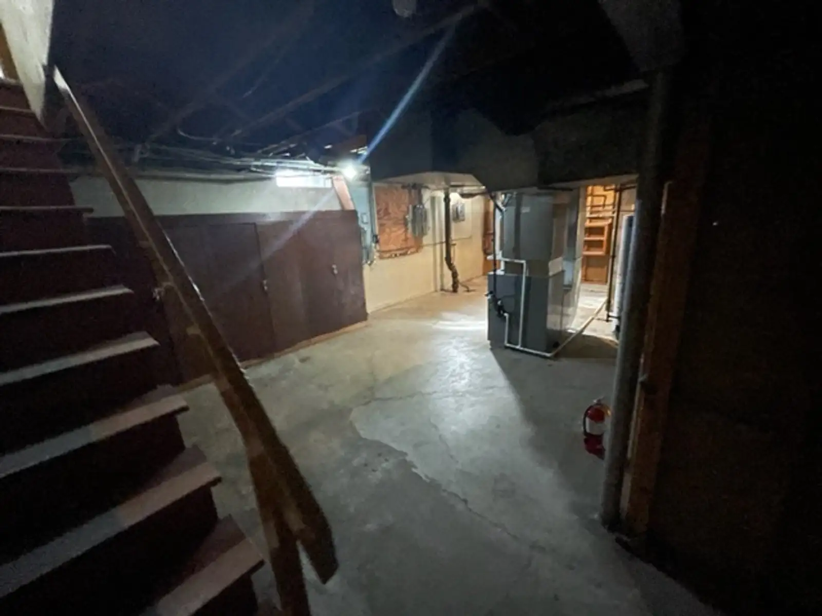 2800 Central Ave image 17