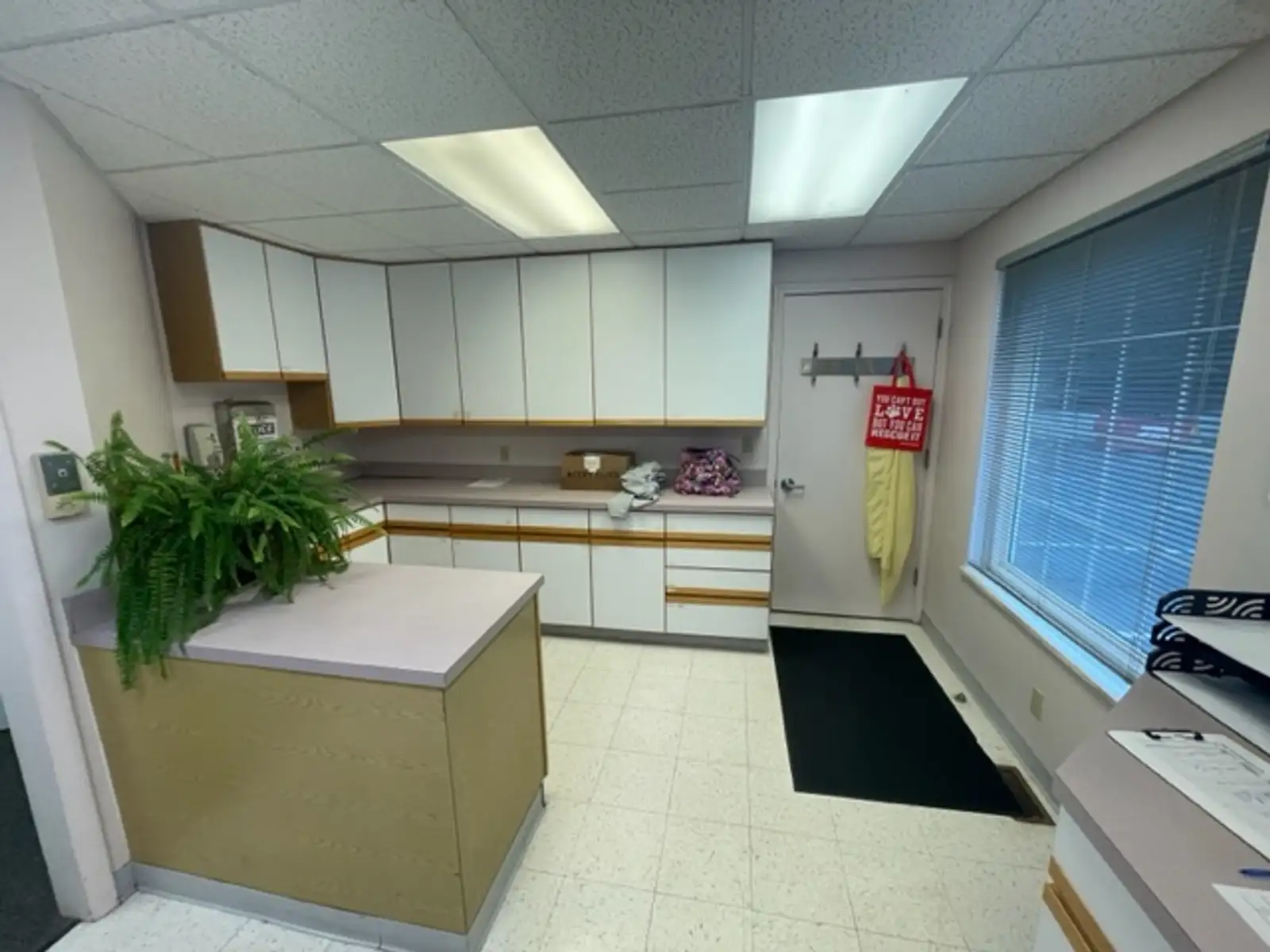 2800 Central Ave image 10