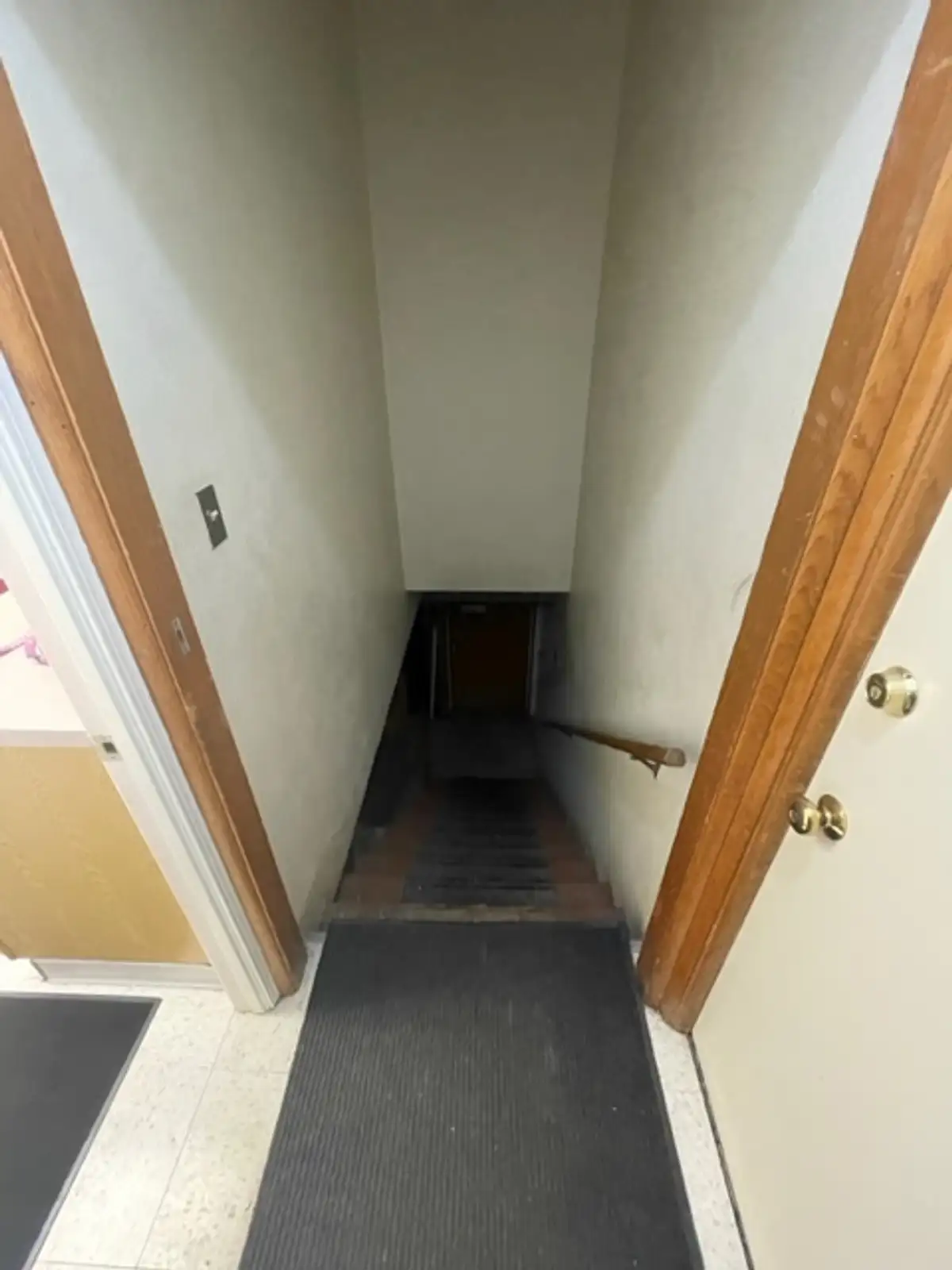 2800 Central Ave image 15