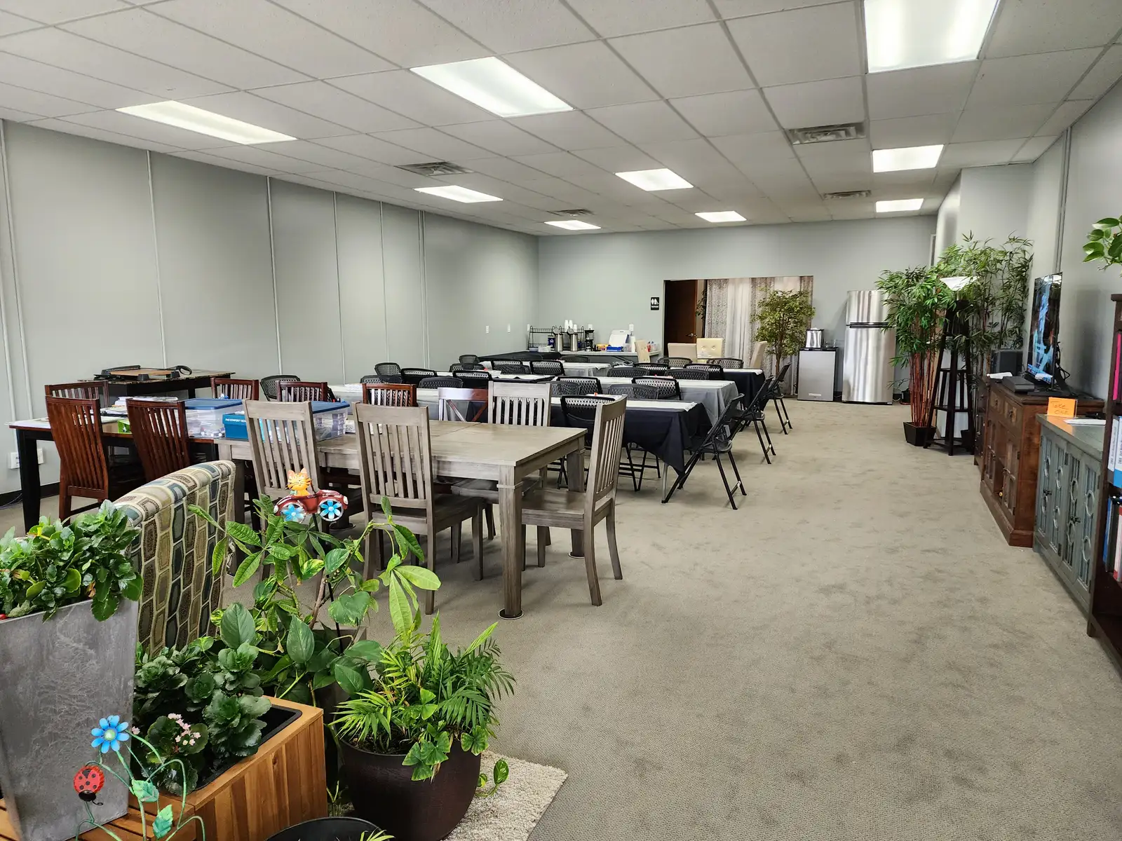 Conference Center/Retail Units image 11