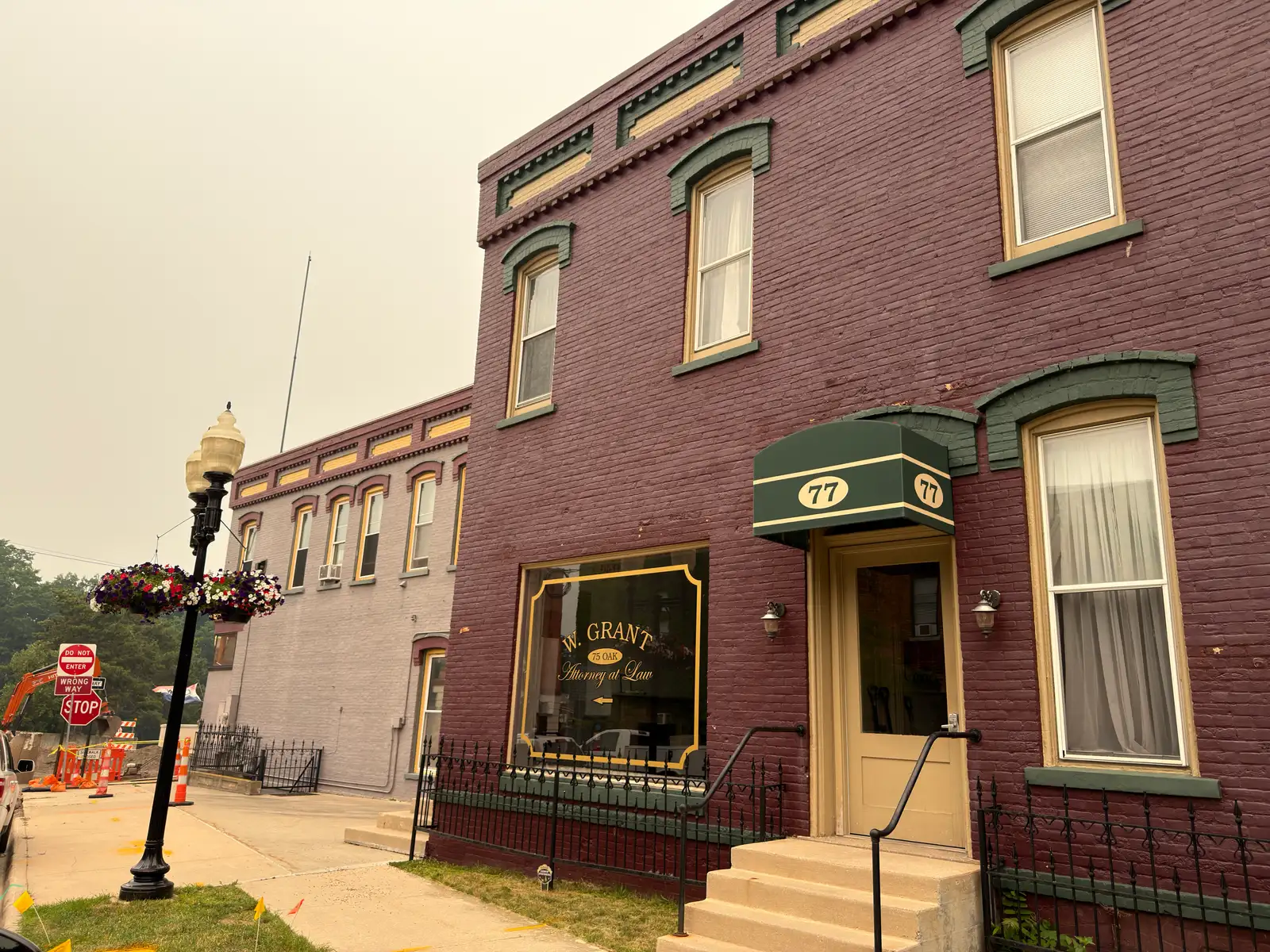 77 Oak St