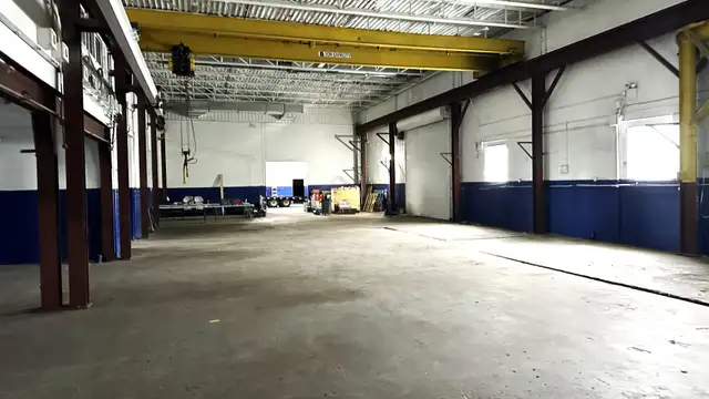 45237-45241 Grand River Ave thumbnail 2