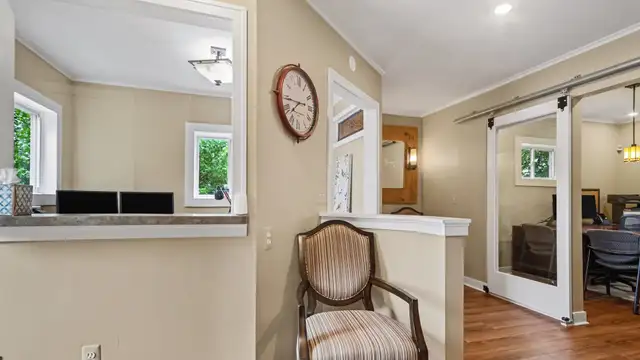 3821 Elizabeth Lake Rd thumbnail 5