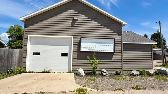 View image 12