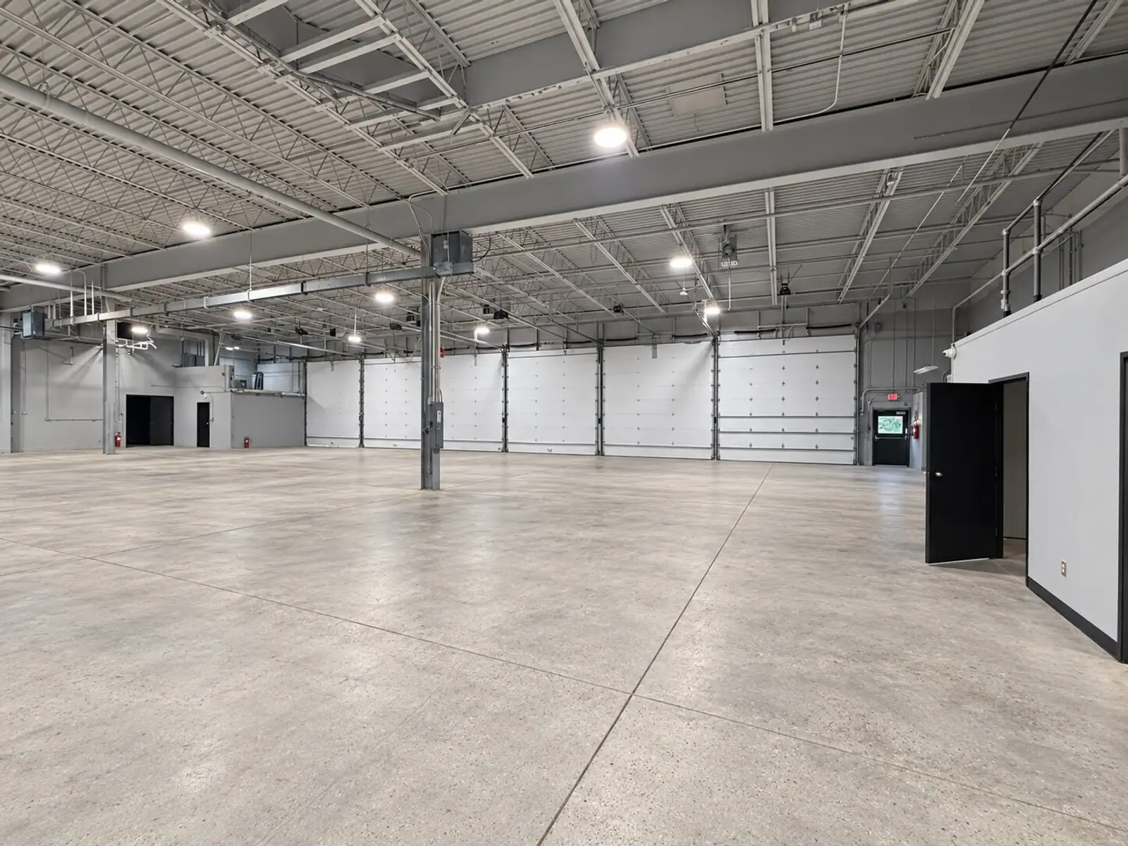 Industrial / Warehouse Space for Lease in Ann Arbor image 3