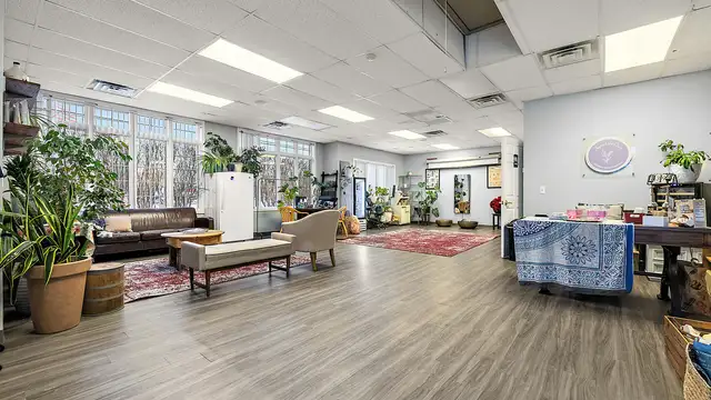 42560 Van Dyke Ave thumbnail 5