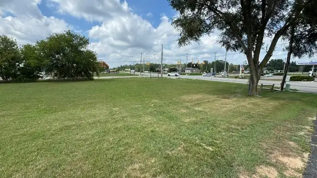 E Remus Rd thumbnail 5