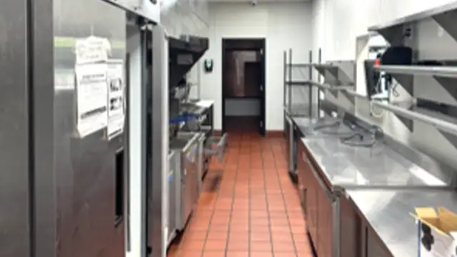 22319 Goddard Rd thumbnail 5