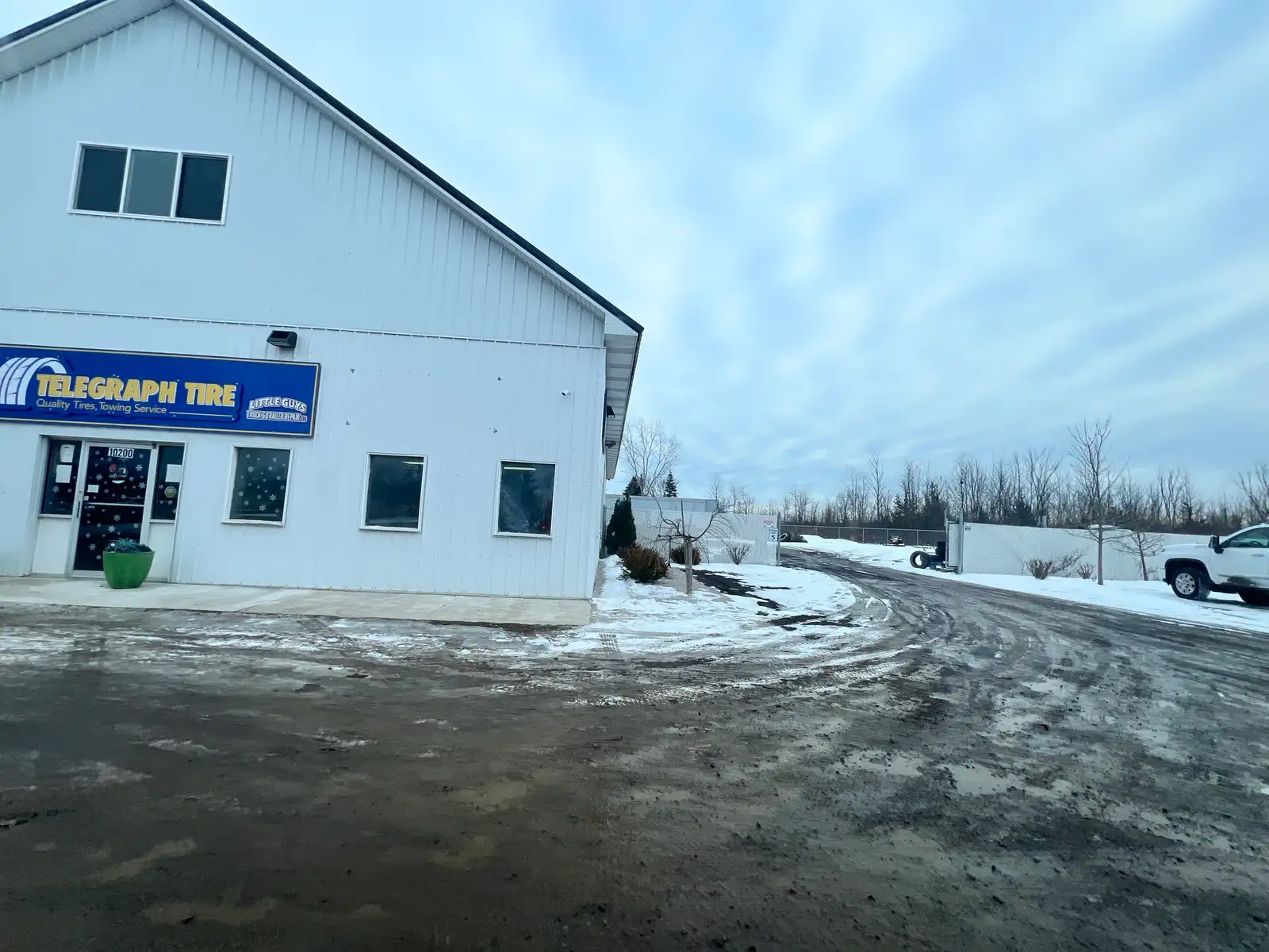 10200 Telegraph Rd image 17