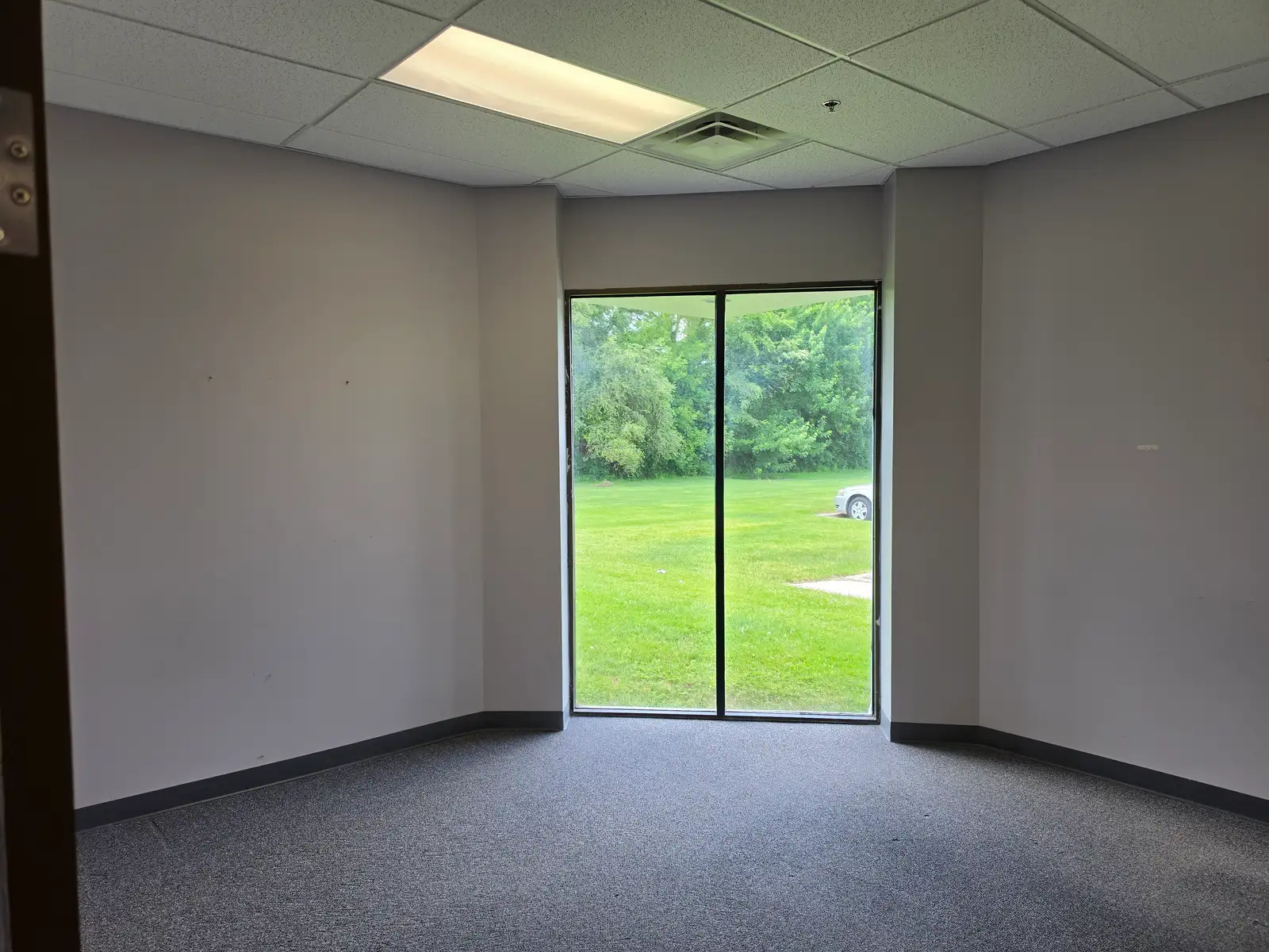Burton Retail / Office For Sale!! image 16