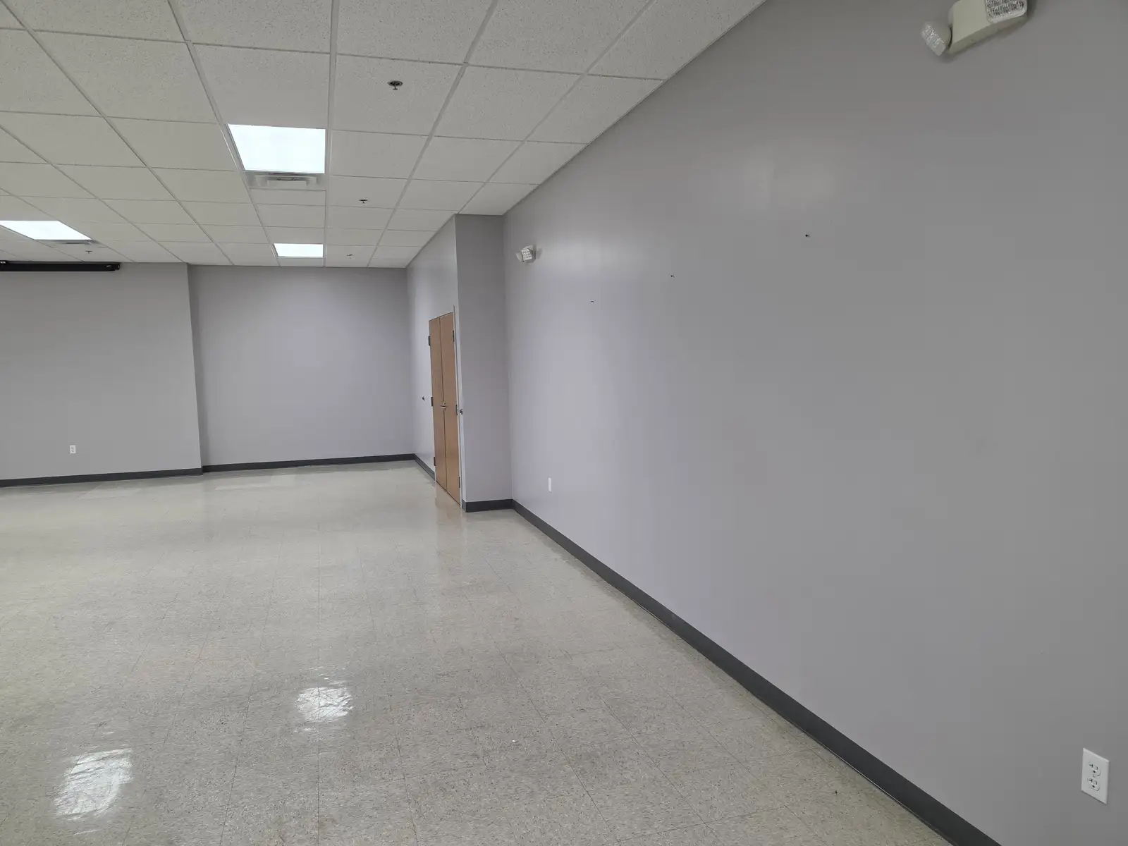 Burton Retail / Office For Sale!! image 26