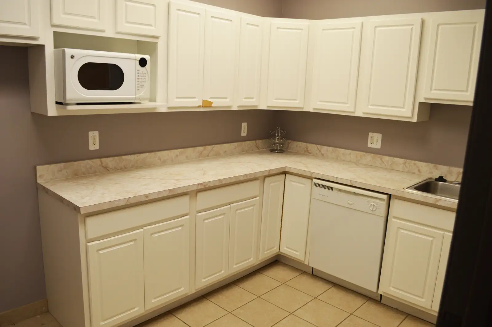 8300 Hall image 7
