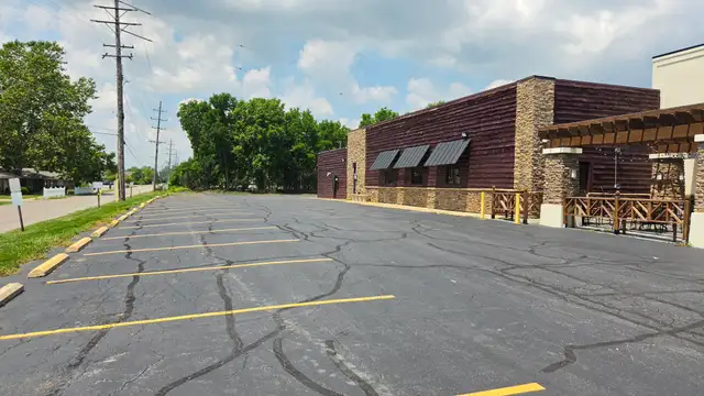 1140 S Monroe St thumbnail 5