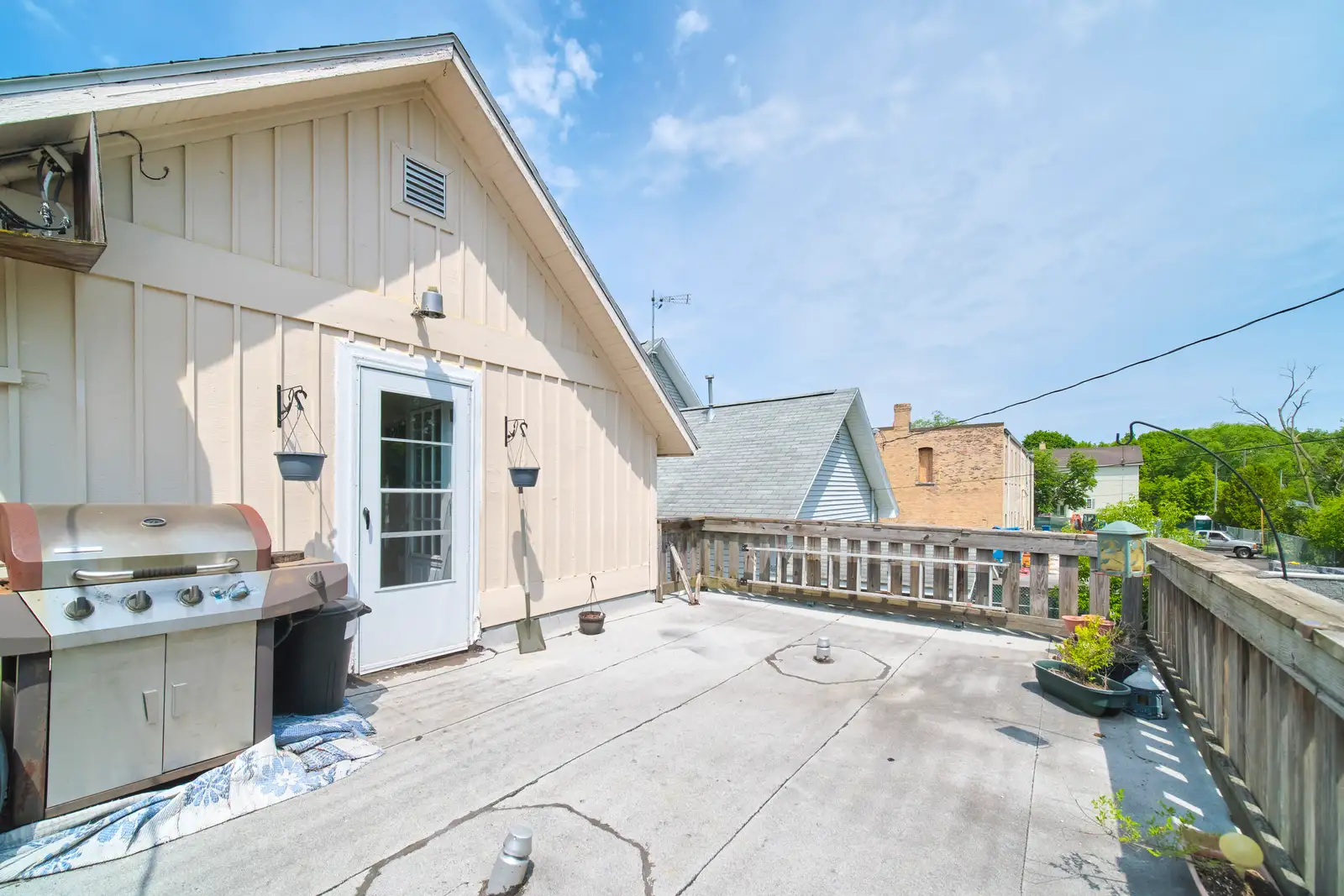 135 Washington St image 28