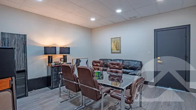 View image 7