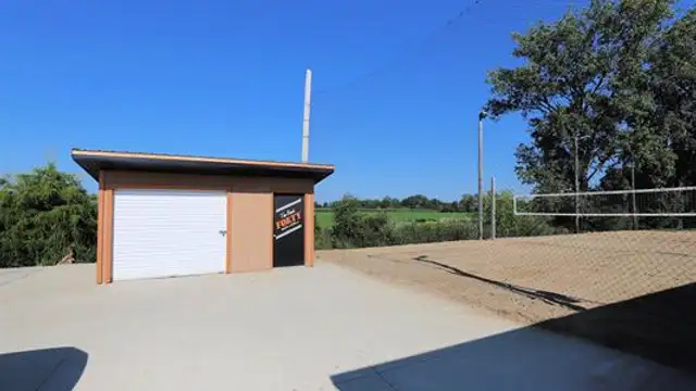 View image 31