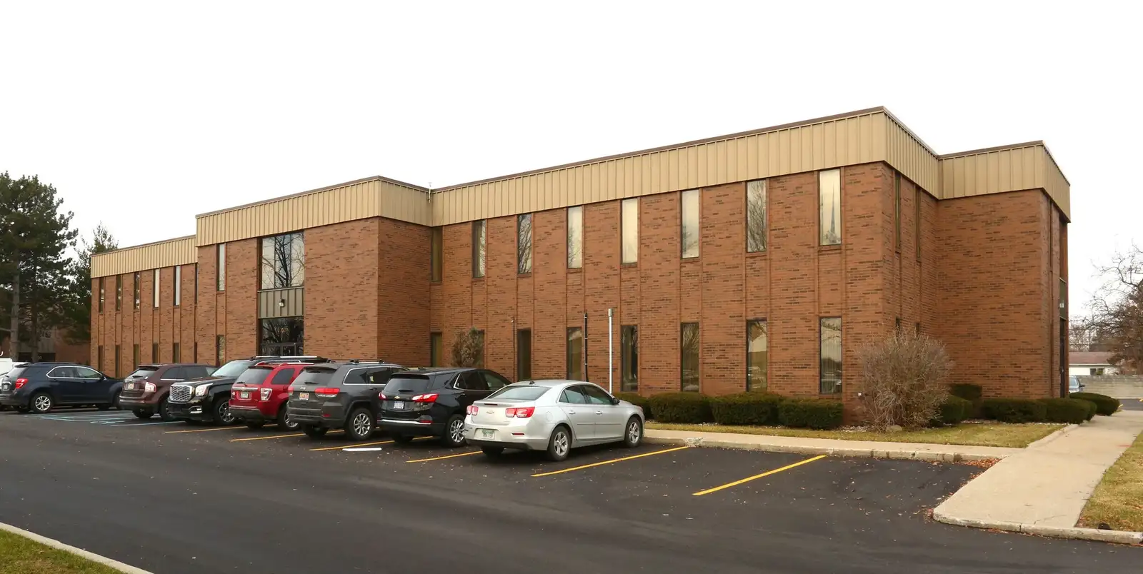 40500 Ann Arbor Rd, Plymouth, MI 48170
