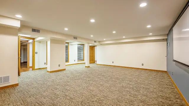 View image 28