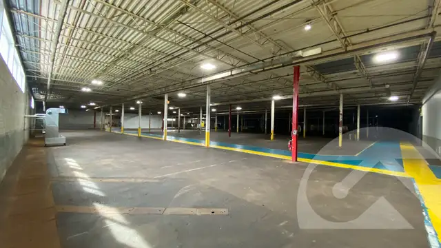 221 Industrial Dr thumbnail 4