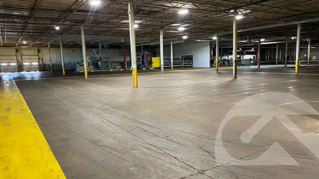 221 Industrial Dr thumbnail 2