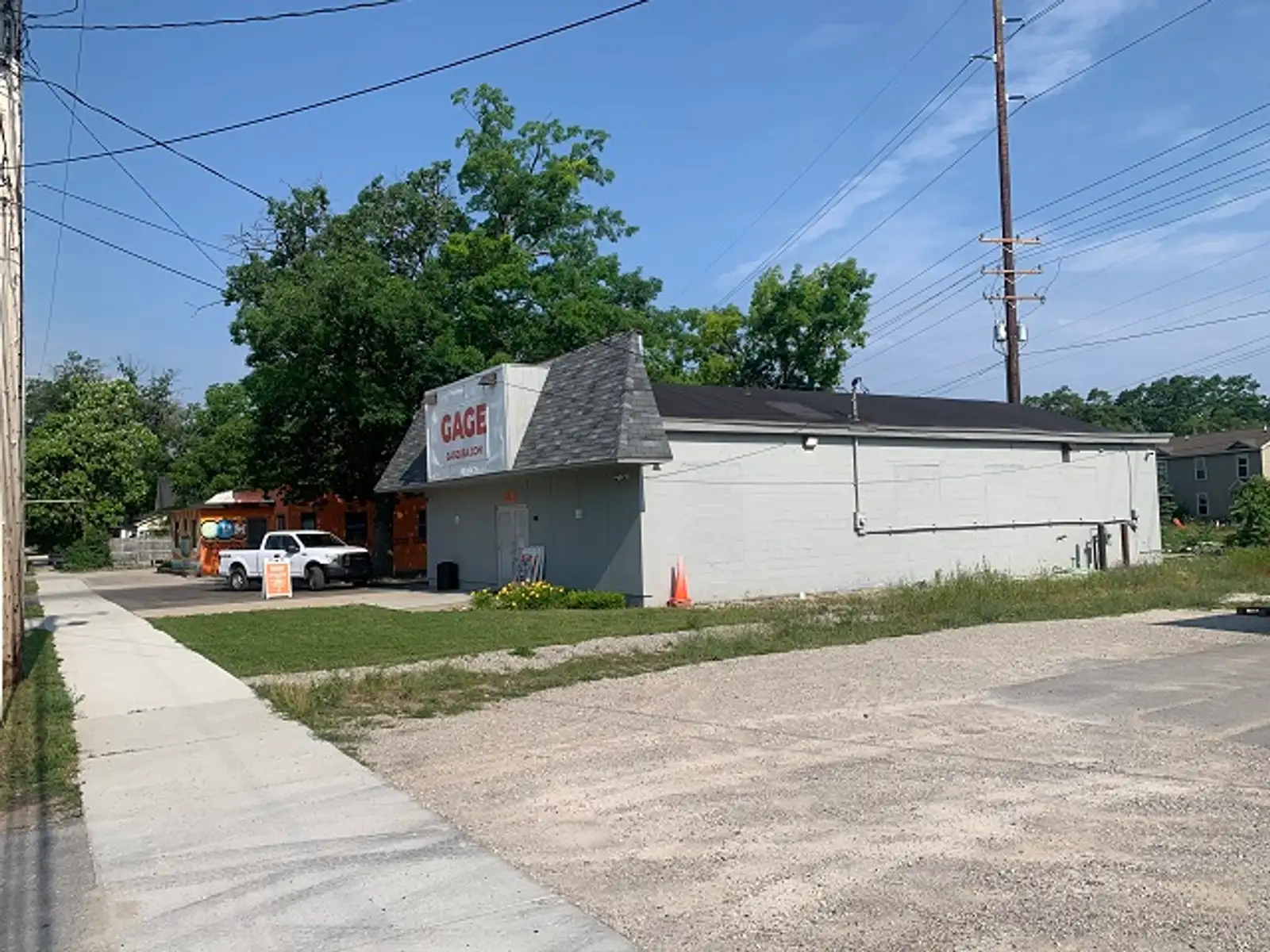 1025 Hannah Ave image 3