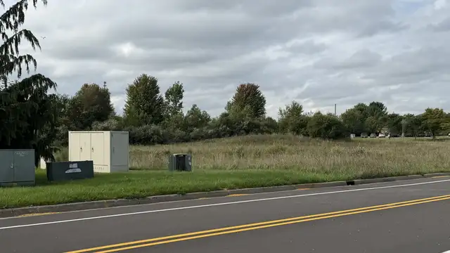 1515 Commerce Park Dr thumbnail 4
