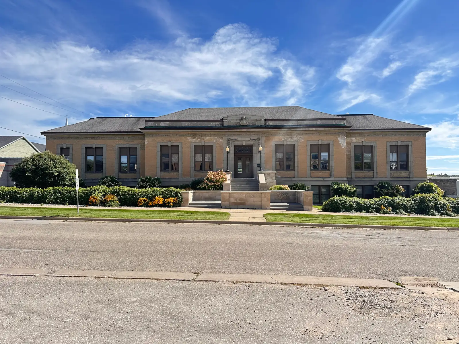 Cobbs & Mitchell Building image 3