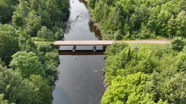 Presque Isle River Frontage thumbnail 4
