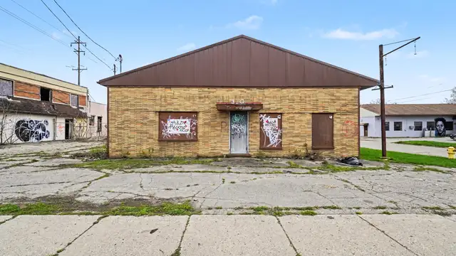 1810 Remell St thumbnail 2
