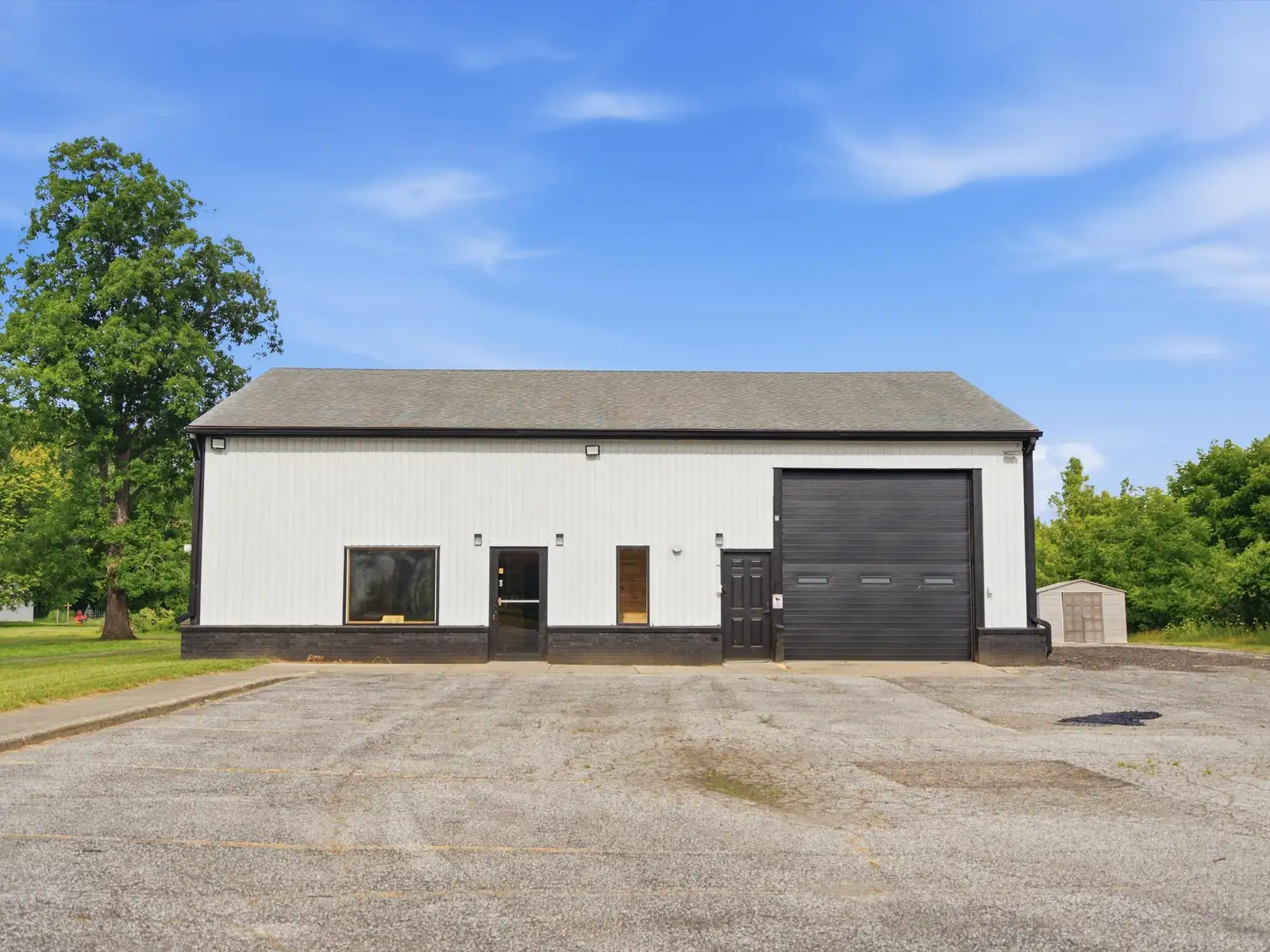 7293 Clio Rd image 2