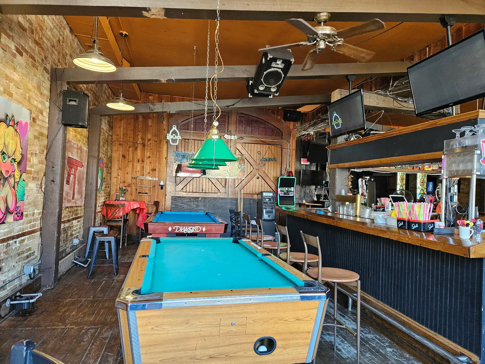 Old Town Bar For Sale image 4
