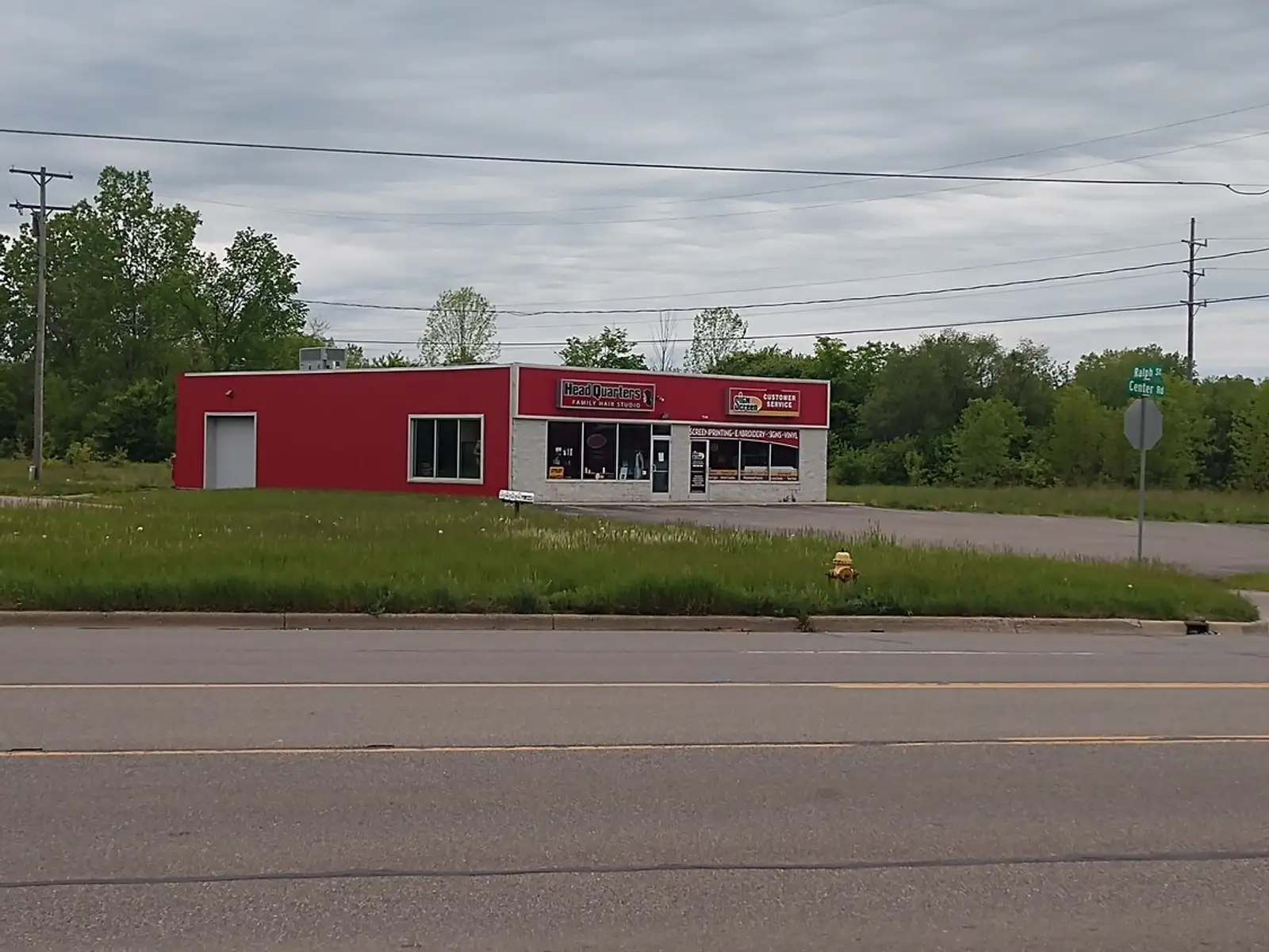 408 S Center Rd. image 4