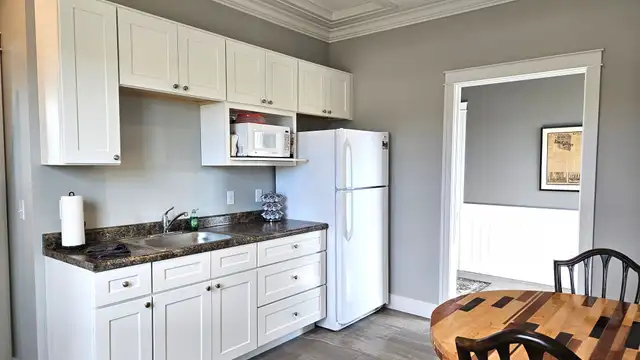View image 11