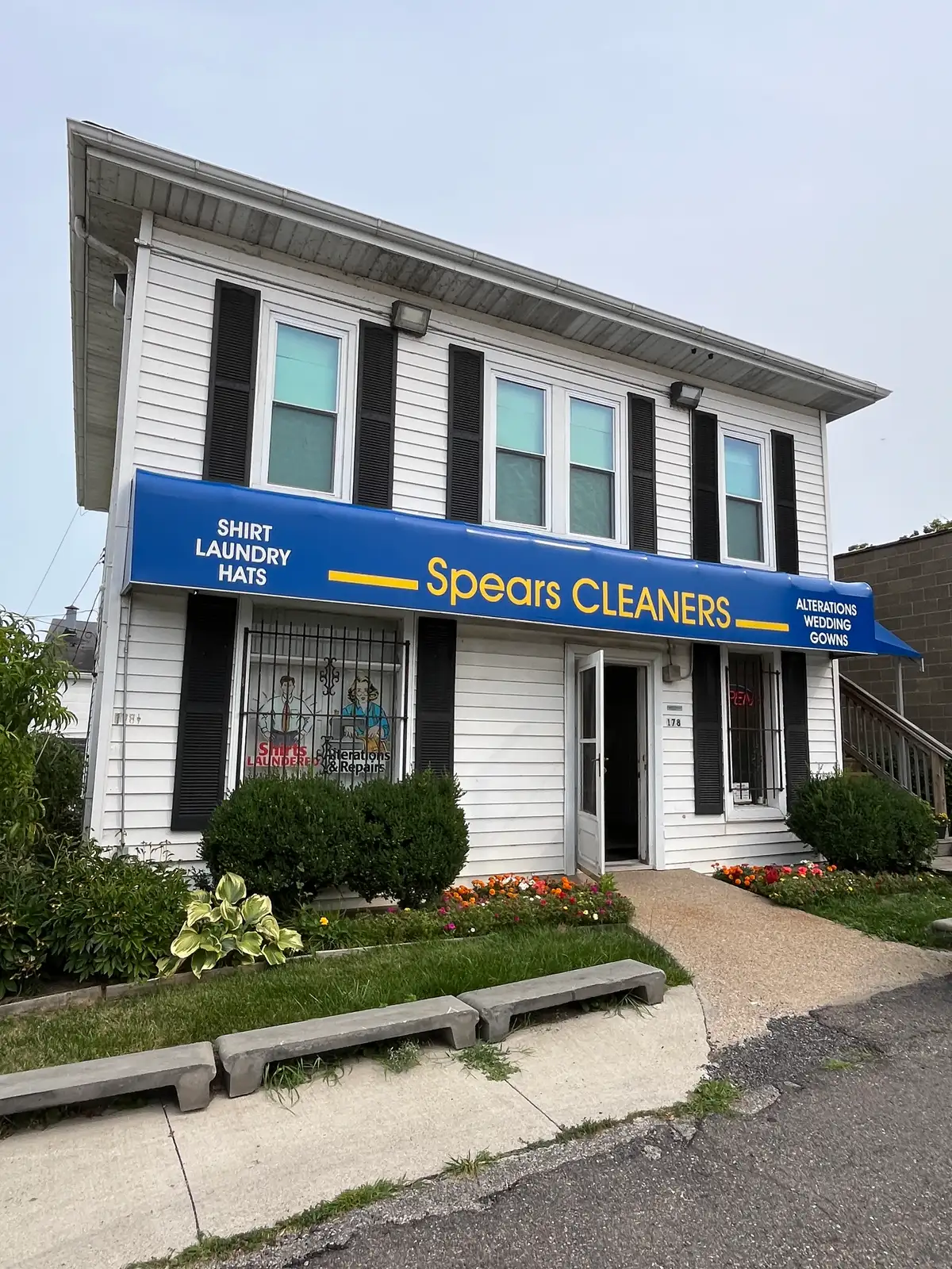 178 Northbound Gratiot Ave, Mount Clemens, MI 48043