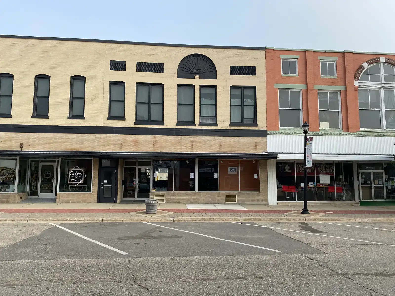 Commercial/Retail Space in Downtown Ithaca, MI