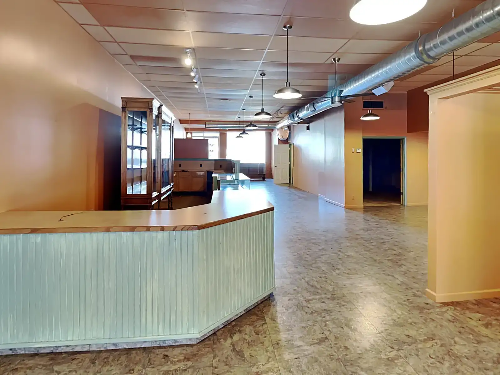 Commercial/Retail Space in Downtown Ithaca, MI image 5