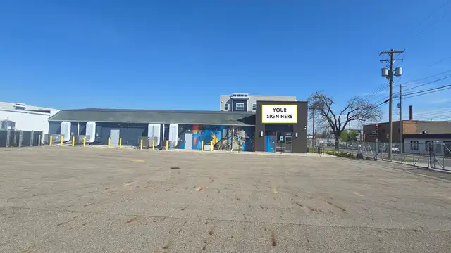 Lansing - Former Operating/Turnkey Retailer Facility thumbnail 3