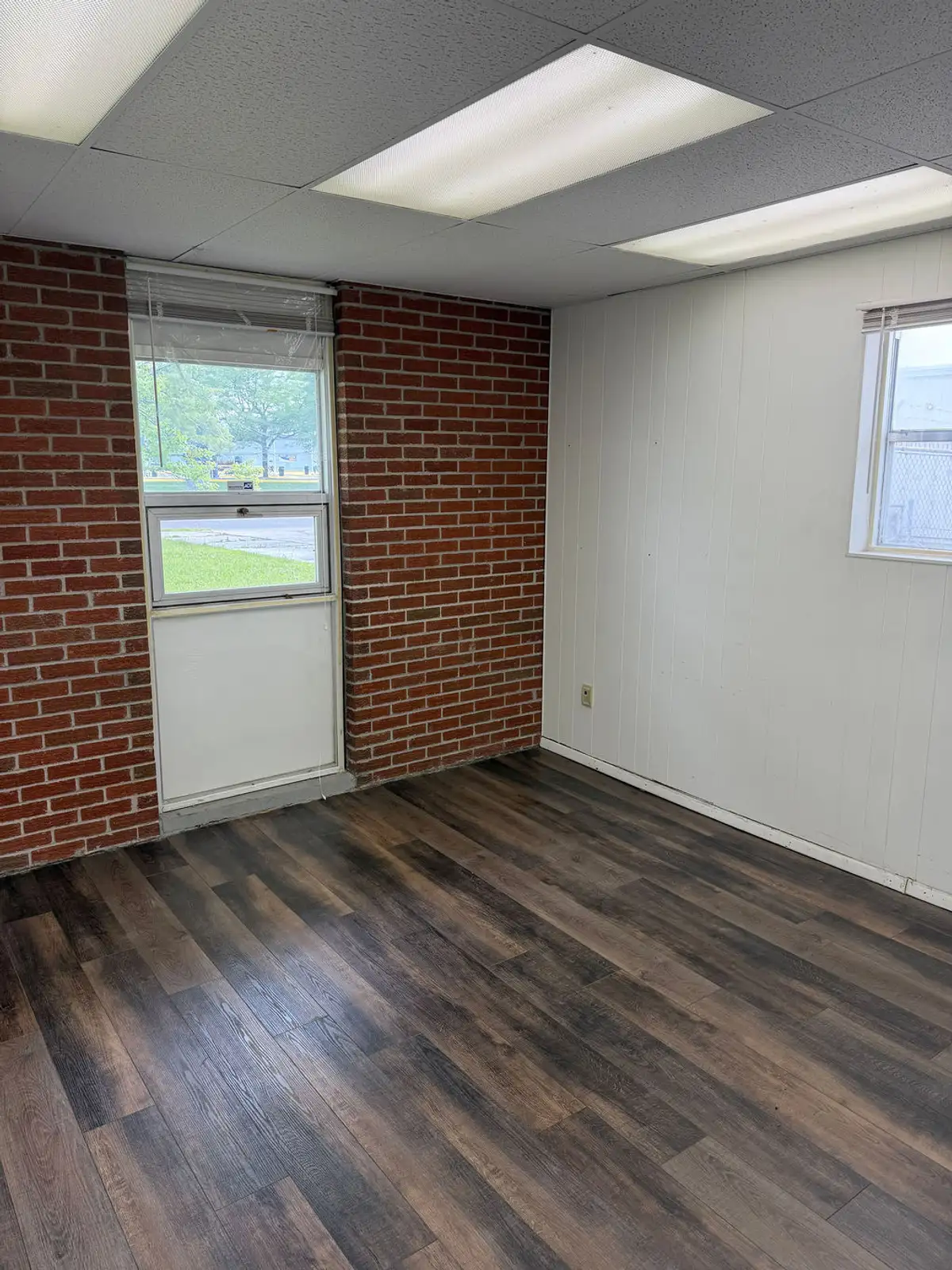 3075 Enterprise Dr image 11