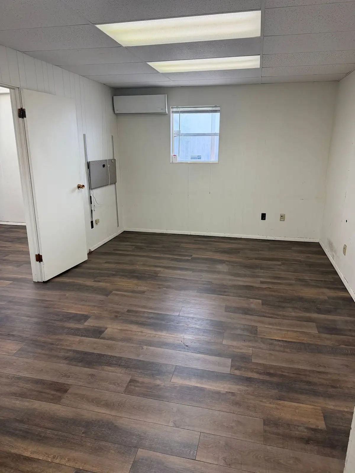 3075 Enterprise Dr image 10