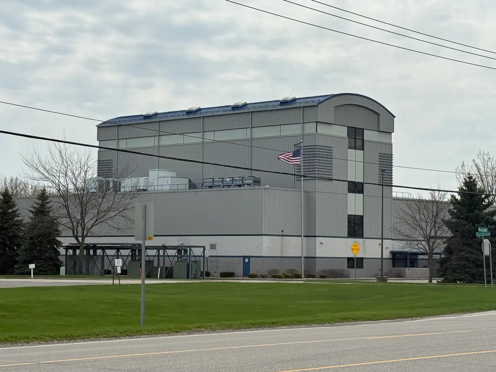 5215 S Mackinaw Rd image 1