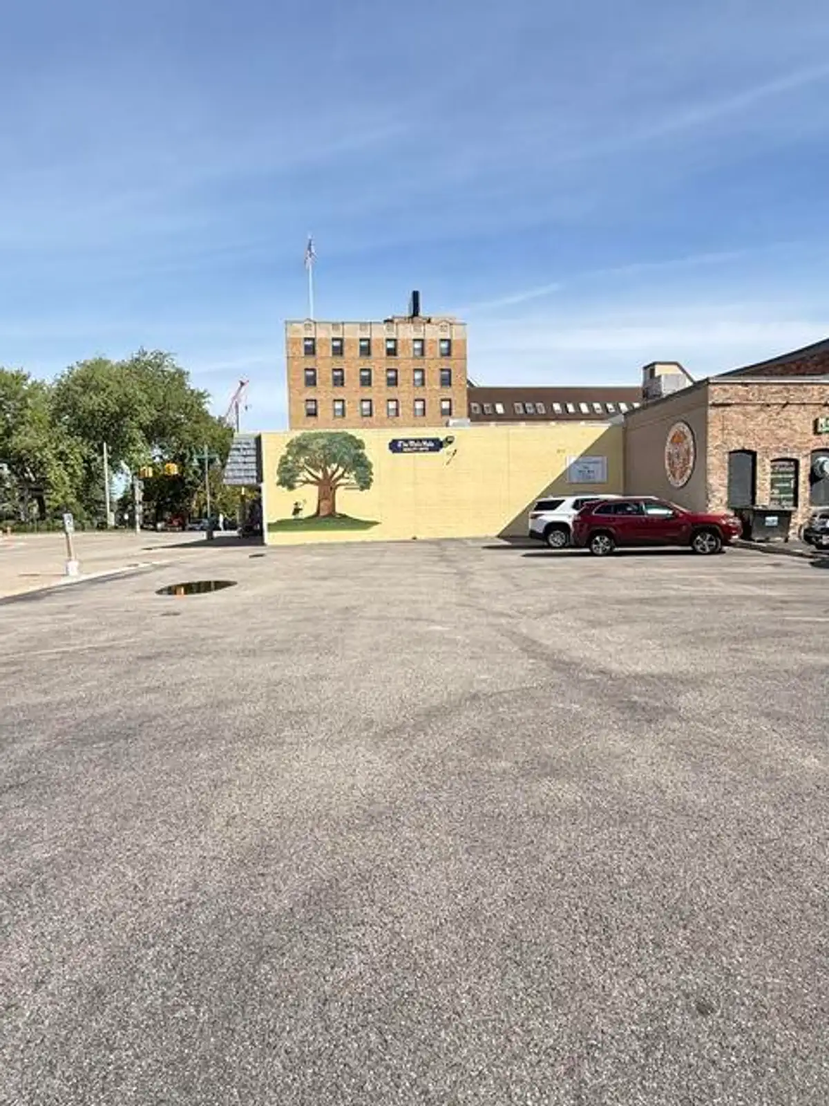 Prime Downtown Location in a High Tourism Area image 19